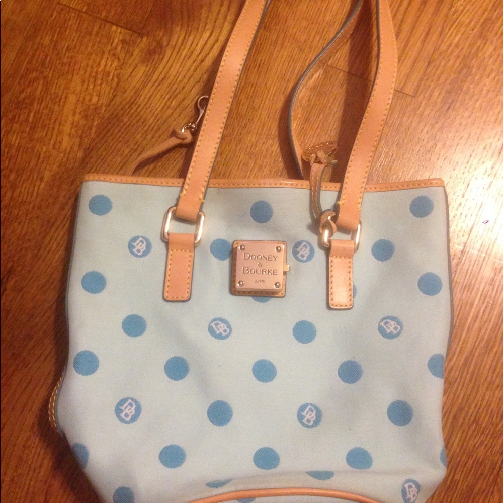 Dooney & Bourke Purse